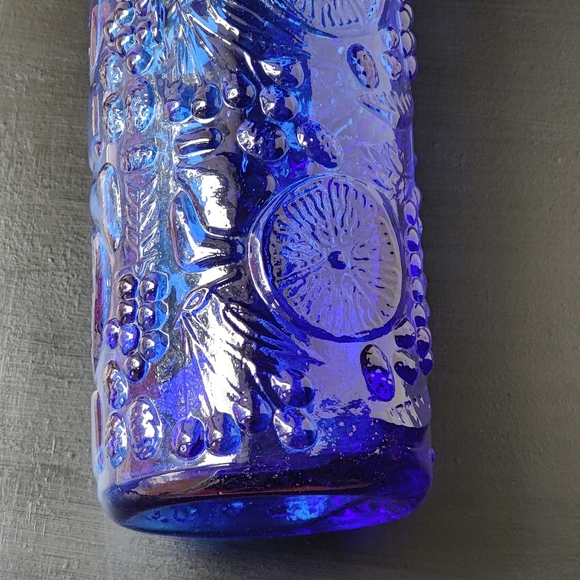 Vintage (80s or 90s) tall Cobalt Blue 💙 Glass Canister with hinged lid - Picture 7 of 14